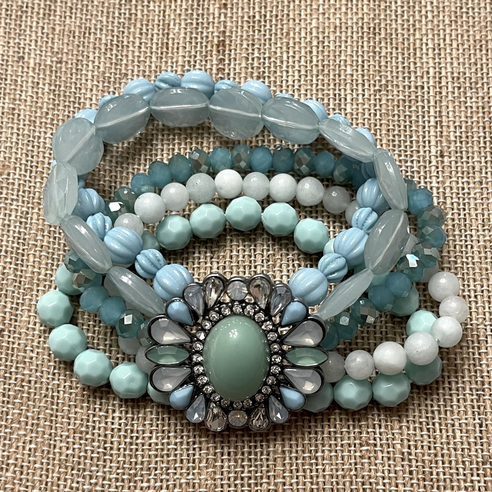C+I Shoreside beaded stretch bracelet